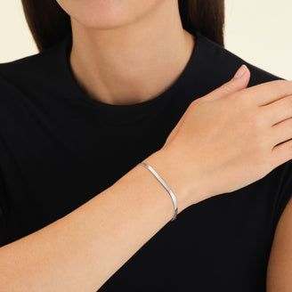 Snake Bracelet Silver leftcolumn