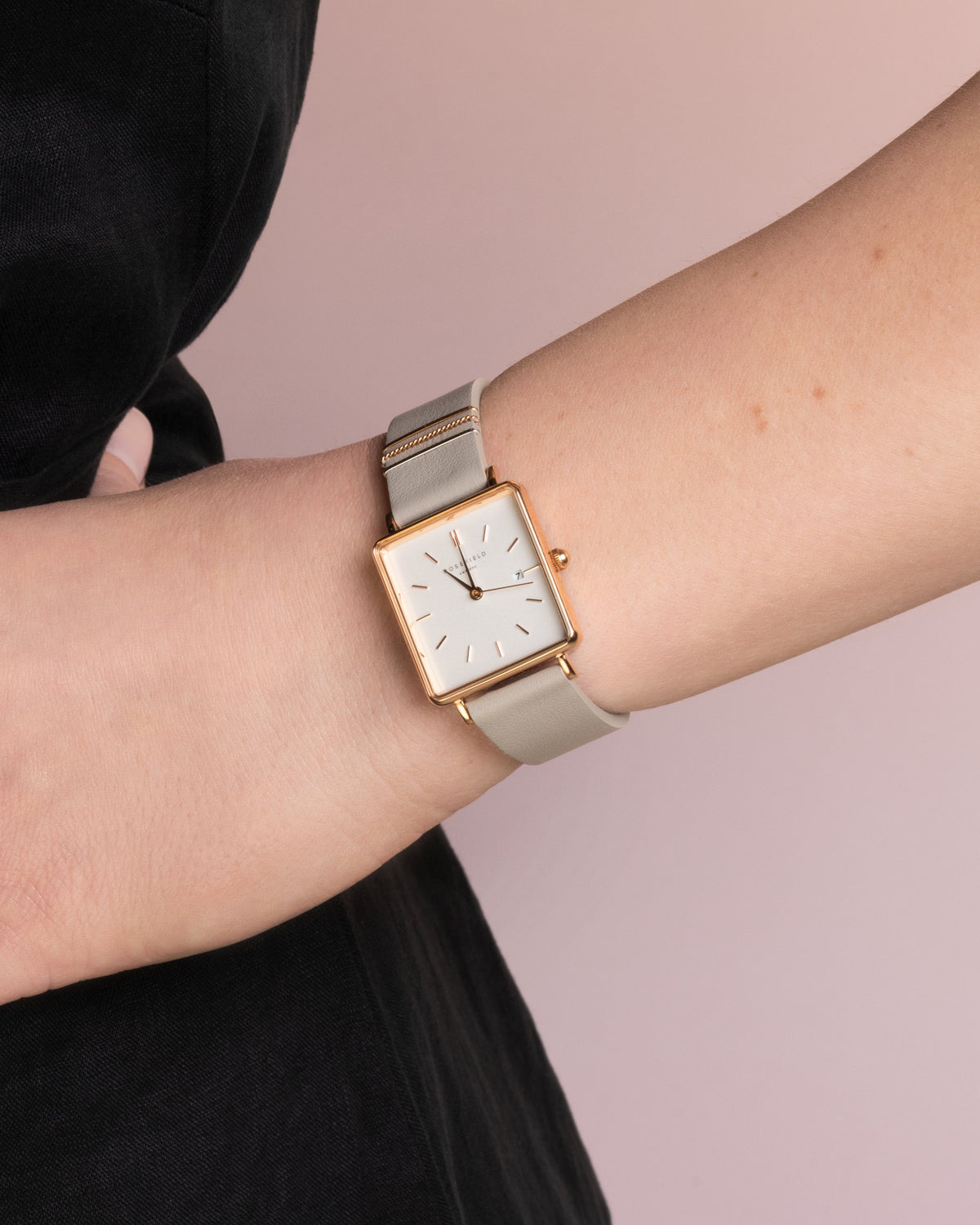 Boxy Cool Grey Rose Gold leftcolumn