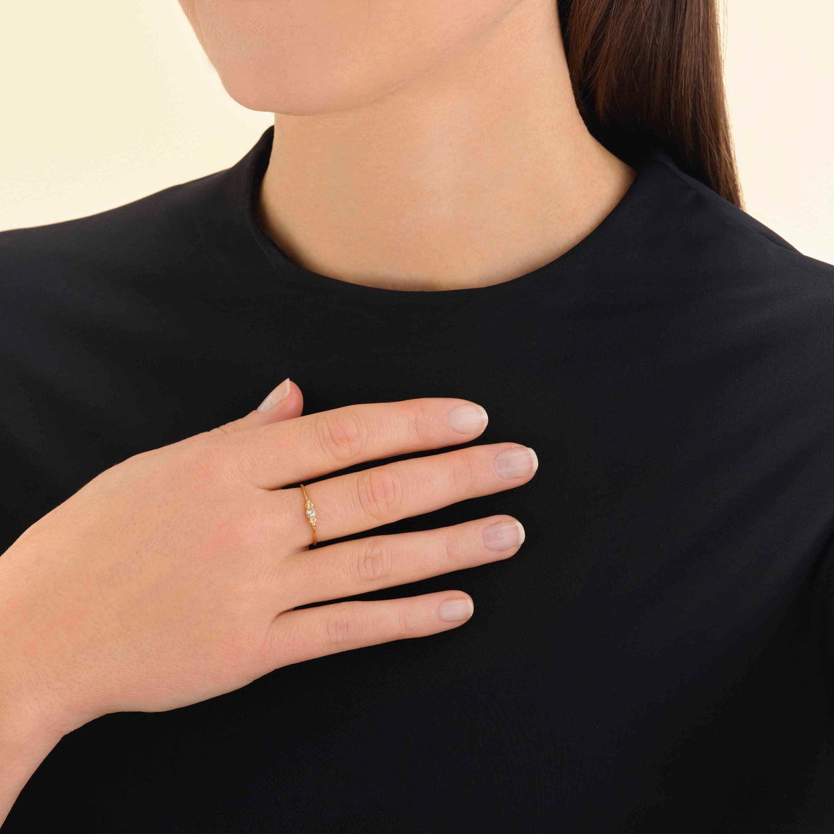 Chaton Ring leftcolumn