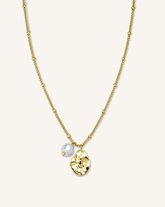 Necklace Pearl And Waved Charm leftcolumn