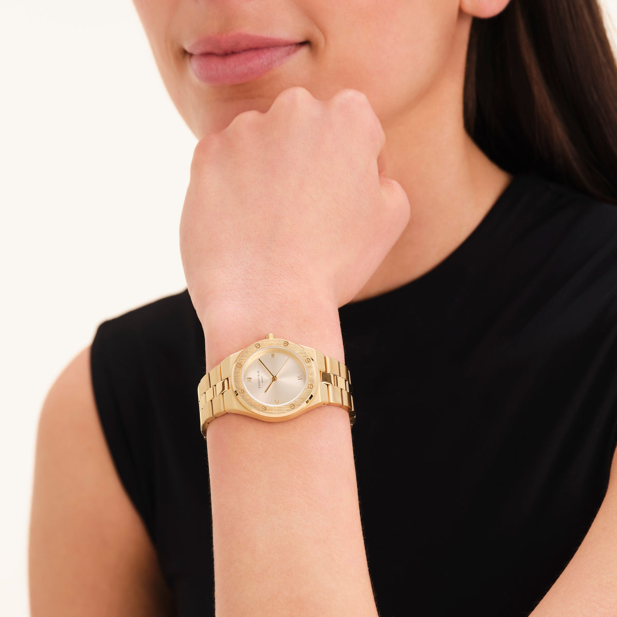 Rose Gold - Engraved leftcolumn